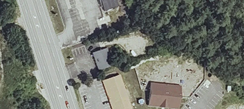 887 Roosevelt Trl