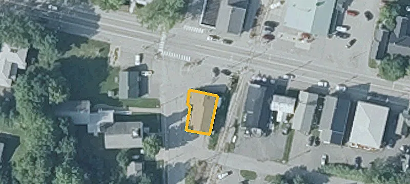 66 Main St