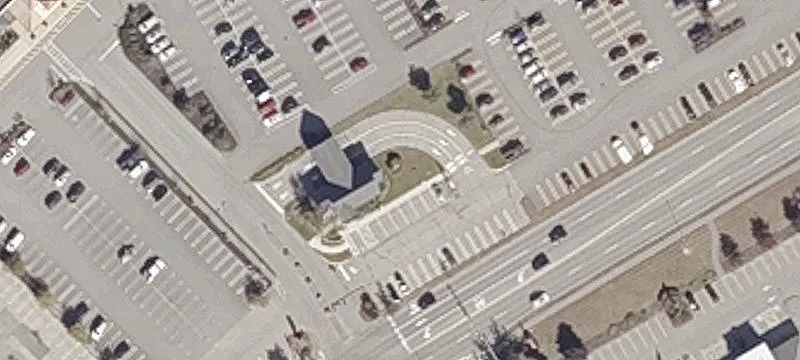 47 Topsham Fair Mall Rd