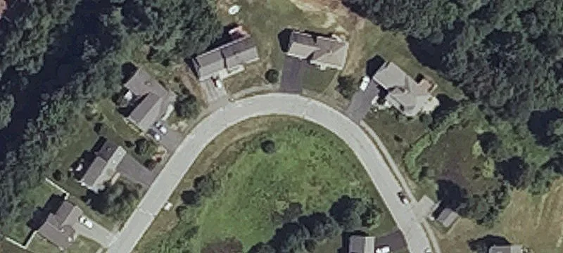 85 Victoria Dr