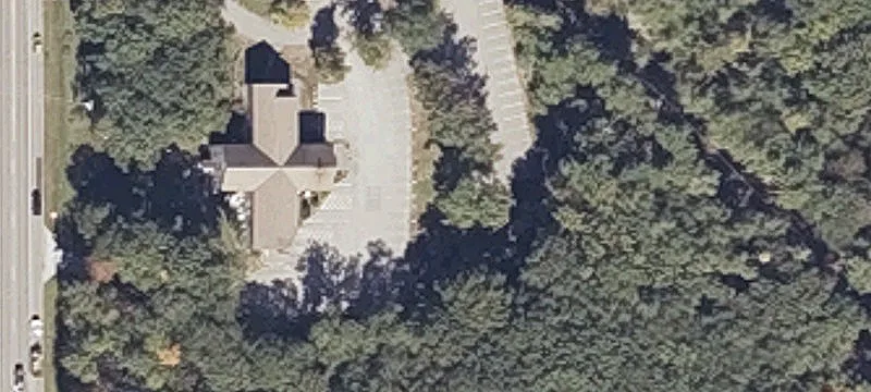 6 Madelyn Ln