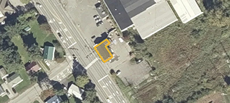 571 Broadway