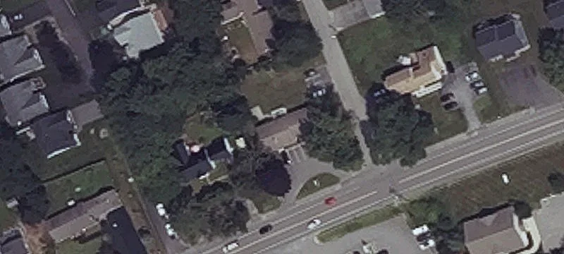 352 Main St