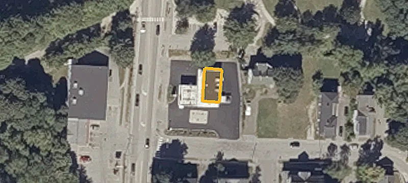 296 Main St