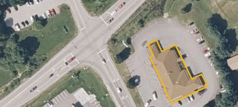 2 Middle Rd