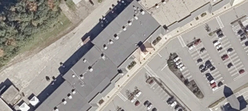 49 Topsham Fair Mall Rd