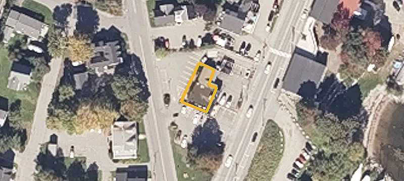 632 Main St