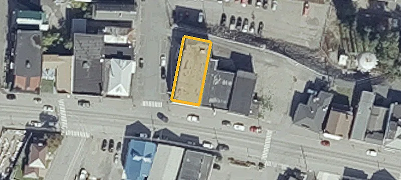 292 Main St