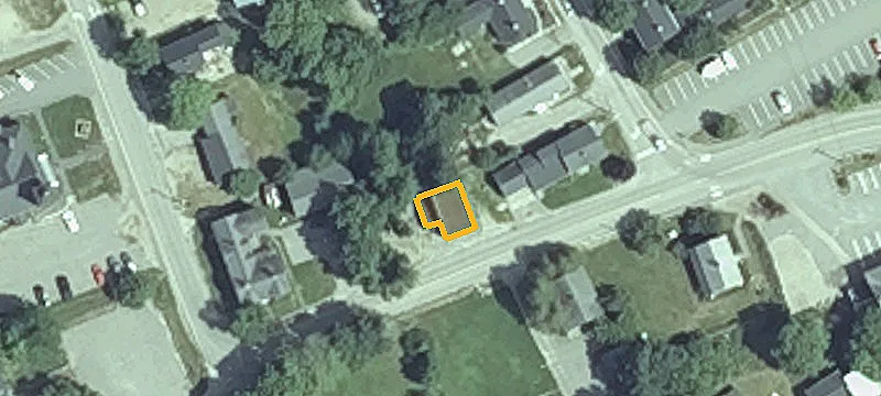 21 Colonial Way