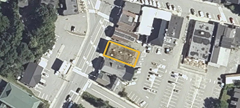 38 Main St