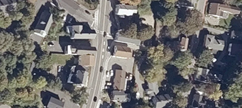 19 Main St
