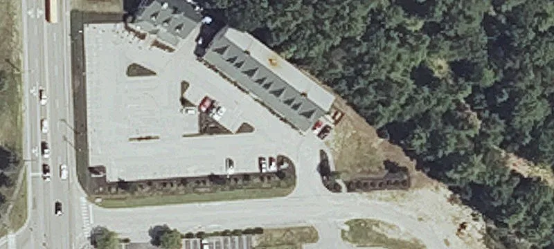 4 Turning Leaf Dr