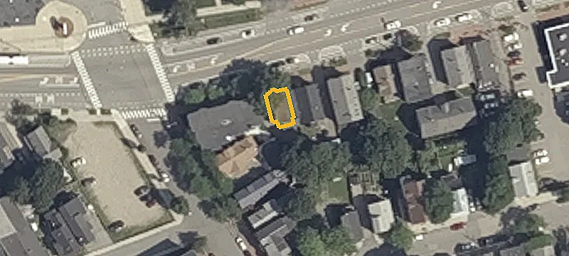 214 Park Ave