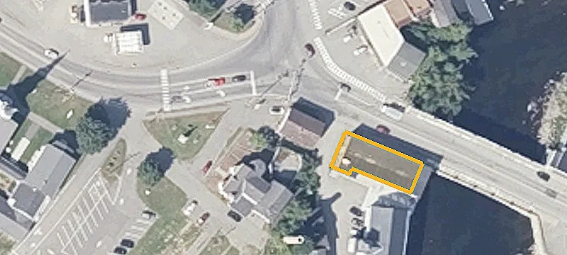 1 Main St
