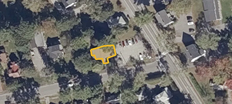 49 Longfellow Ave