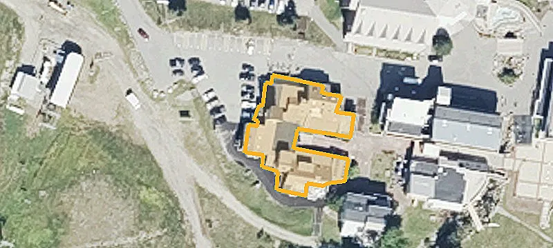 3001 Main St