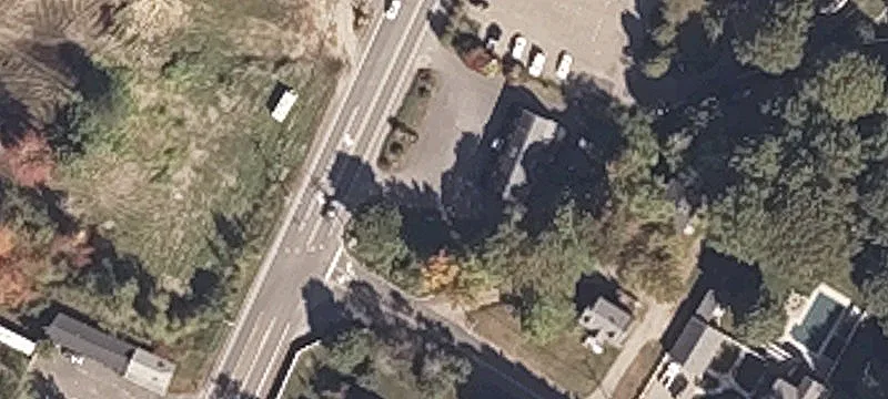 2049 Post Rd