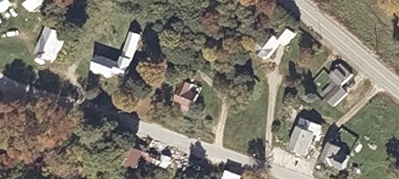 32 Frnt St