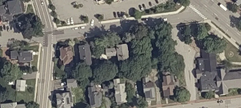 16 Lincoln St