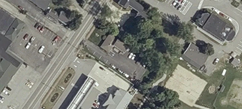 16 Main St
