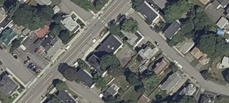 562 Main St