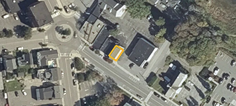 10 Cottage Rd