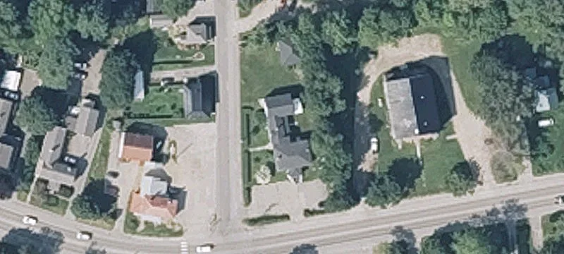 220 Main St