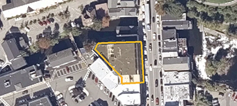 26 Main St
