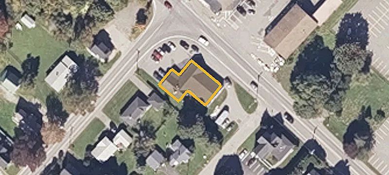 100 Maverick St