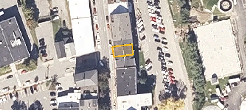 425 Main St