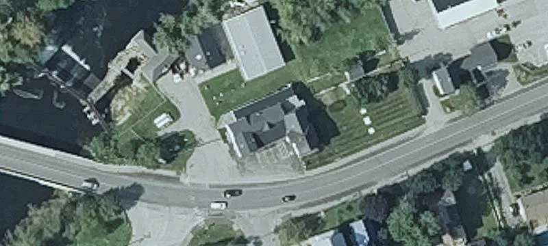 617 Water St