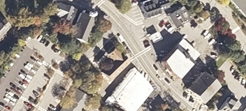 253 York St
