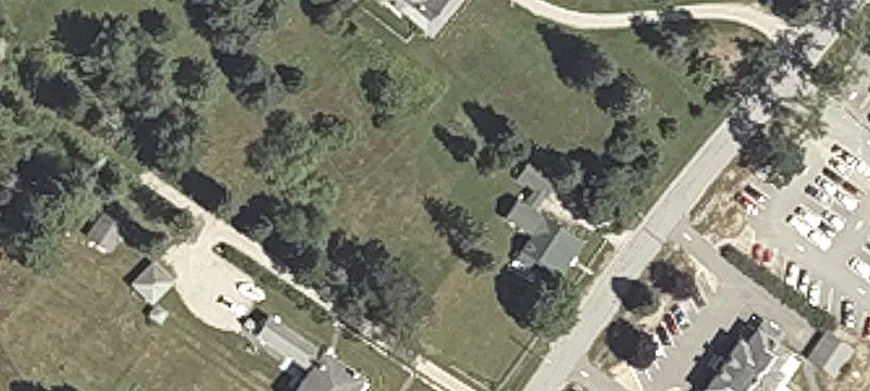 170 Battle Ave