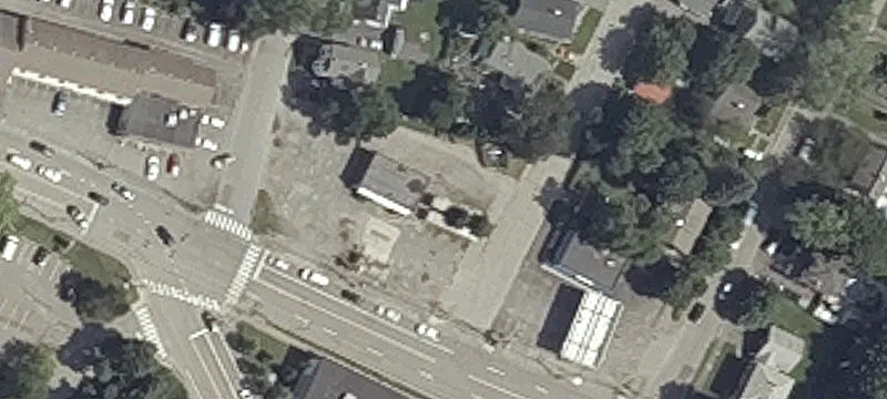 873 Brighton Ave