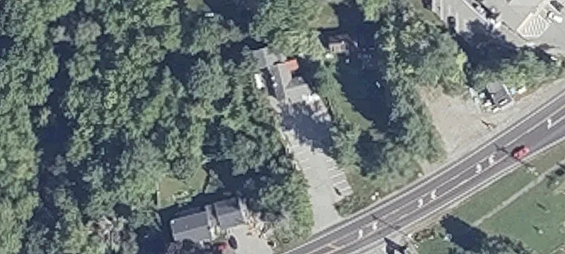 422 Main St