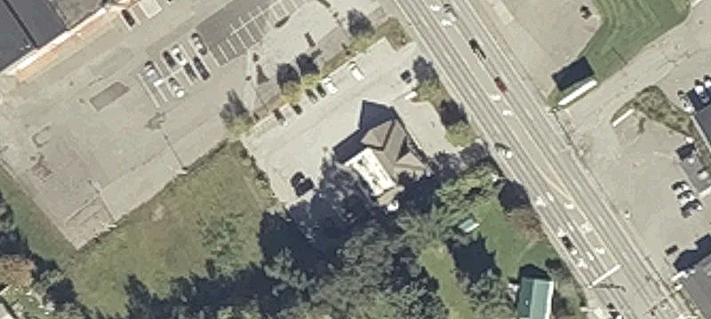 594 Broadway