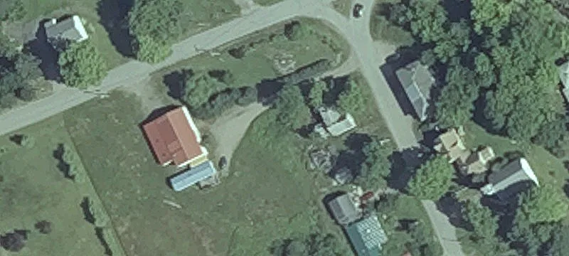 81 Old County Rd