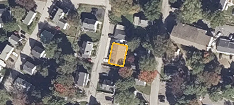 16 Jones Ave