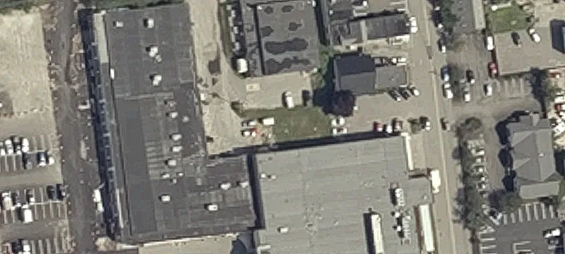 78 Ee St