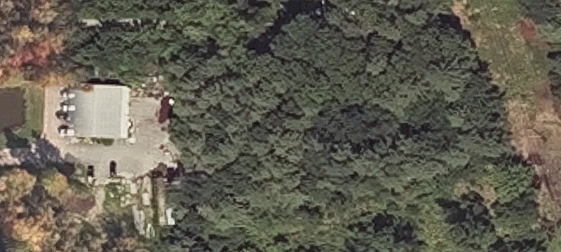 51 Log Cabin Rd