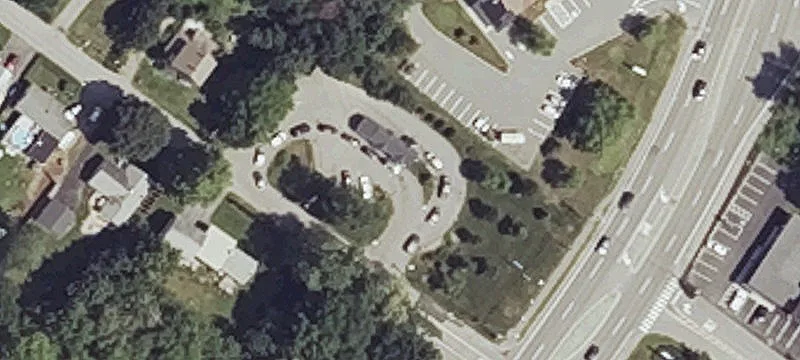636 Main St