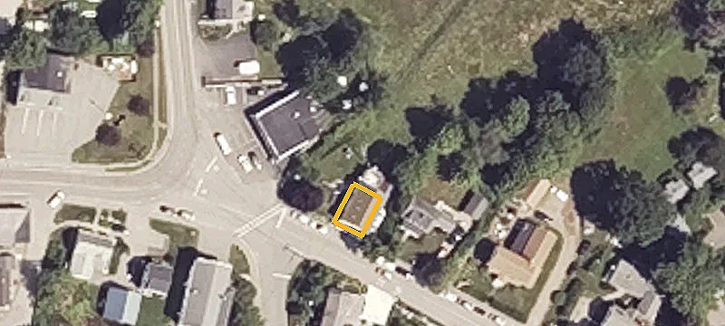 2 Pier Rd