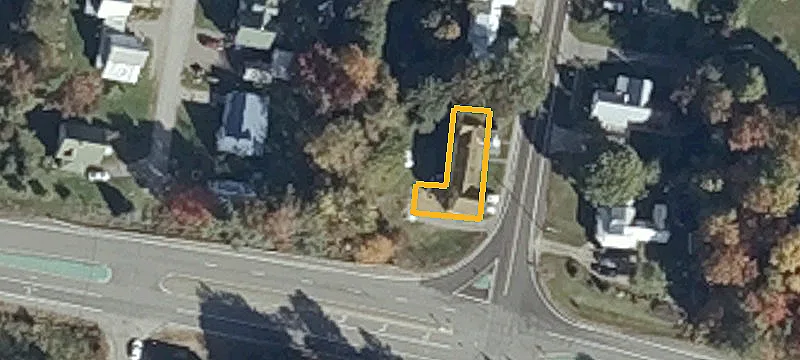 8 Main St