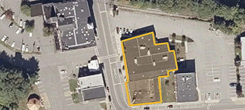 21 Main St