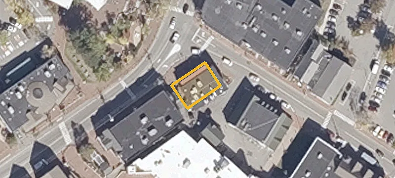88 Main St