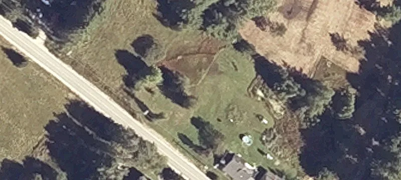 140 Hog Bay Rd