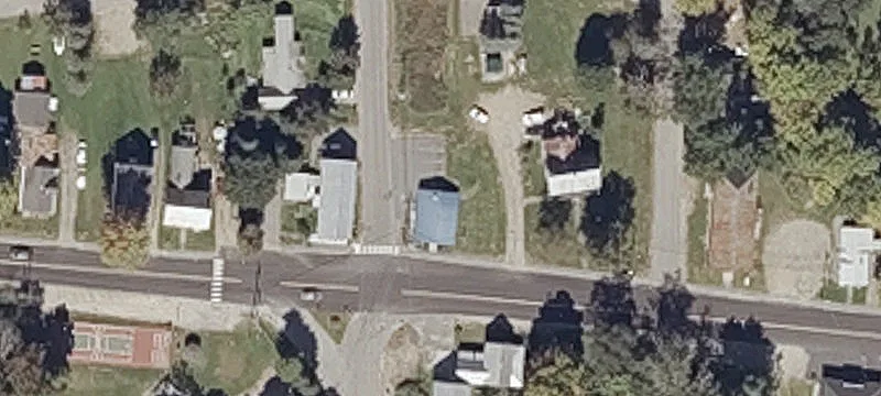 1381 Main St
