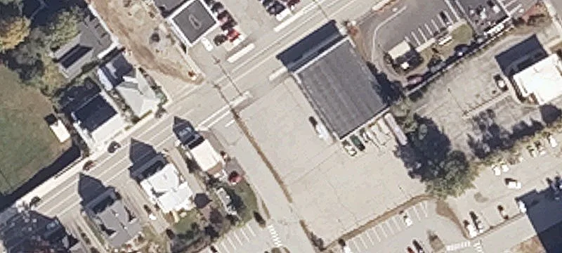 Roberts St