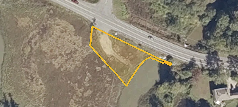 2 Flying Pt Rd
