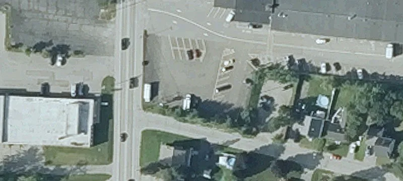187 Riverside Dr